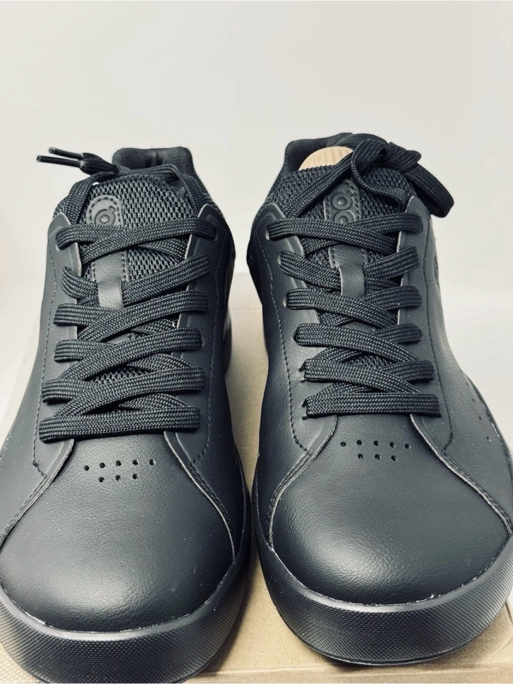 NEW On THE ROGER ADVANTAGE TENNIS 3WD10650485 Women’s Size 9M Black In Box
$160